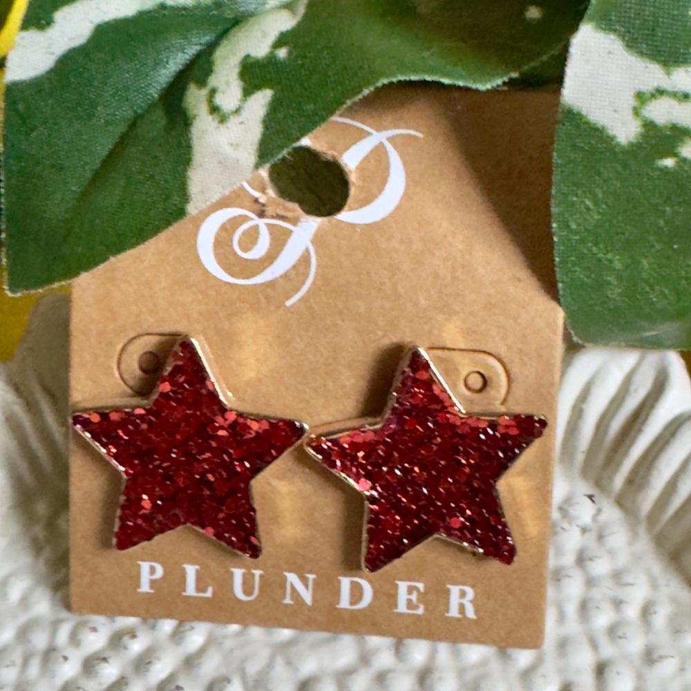 Plunder Red Star Kids Earrings